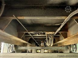 FLOOR FLMA-10 CARRIER COOLING 2X SIDE DOOR TAIL LIFT D