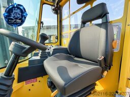 Combilift C4000ET TRIPLEX 6350 WIDE FORK POSITIONE
