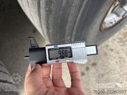Schmitz Cargobull Semitrailer Reefer Standard divu klāju