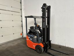 Toyota 7FBEST10 - TRIPLEX 6 m - 909 Stunden !!!