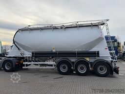 KÄSSBOHRER Zementsilo 35 m³/3- Achsen/BPW Achsen