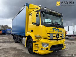 Mercedes-Benz Actros 2543/Scheibe Gardienen/Edscha