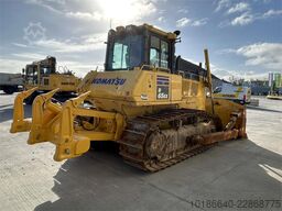 Komatsu D65EX-18E0