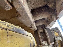 Komatsu D65EX-18E0