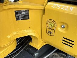 Komatsu PC38MR-5