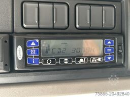 DAF CF 260 FA / Carrier Koeler - 30 gr / Chereau Fr...