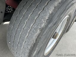 Schmitz Cargobull SCB S3B / Box Trailer / BPW Drum / NL Trailer /...