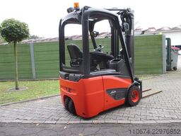Linde E12-02