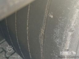 Schmitz Cargobull Curtainsider Mega