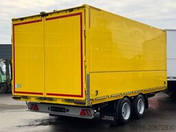 DINKEL Hochgekuppelt / Türen / 12 PAL