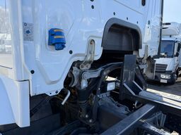 MERCEDES-BENZ ACTROS 1840 L 6-Sitzer BDF-Fahrgestell 7,45 m