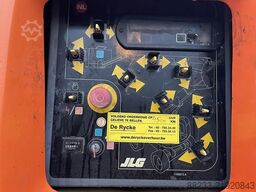JLG 800AJ