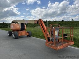 JLG 800AJ