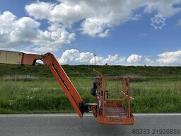 JLG 800AJ
