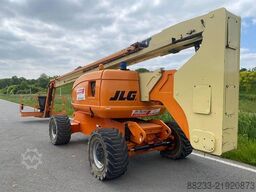 JLG 800AJ
