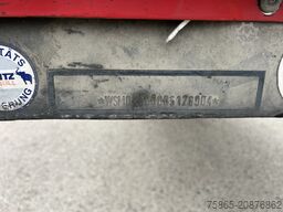 Schmitz Cargobull SCB S3B / Box Trailer / 2x Liftas / APK TUV 10-26