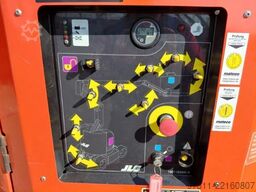 JLG E300AJP