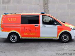 Mercedes-Benz Vito 4x4 Notarzt Einsatzfahrzeug NEF