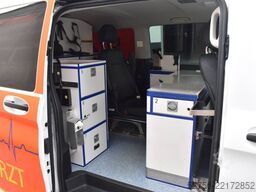 Mercedes-Benz Vito 4x4 Notarzt Einsatzfahrzeug NEF
