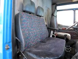 Mercedes-Benz Vario 812D