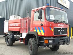 MAN F16 .240 + 4x4 + PUMPS COMPLETE + MANUAL + SPRI...
