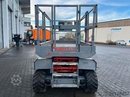 Genie GS 2668 / 2.465h / Allrad / Arbeitshöhe: 9,90m