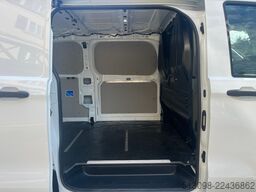 VOLKSWAGEN T7 TEMPOMAT SPURHALTE ASSIST KLIMA 1.HAND