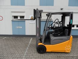 Jungheinrich EFG 218k - Triplex - aufgearbeitet