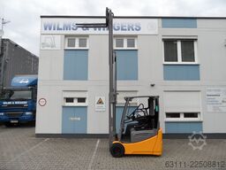 Jungheinrich EFG 218k - Triplex - aufgearbeitet