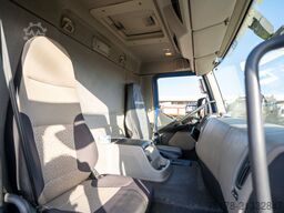 RENAULT PREMIUM 300 DXI + DHOLLANDIA 1.5T.