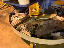 Carousel for small parts 