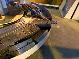 Carousel for small parts 