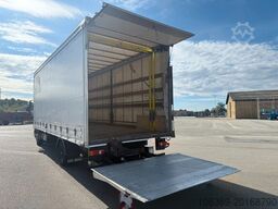 DAF LF 45 /220 4x2 Curtainsider and Taillift Euro 6