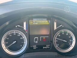 DAF LF 45 /220 4x2 Curtainsider and Taillift Euro 6