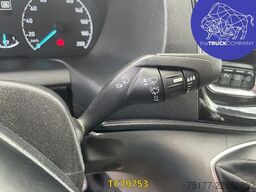 Ford Transit Custom L2H1 5 - Places