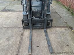 Linde E25L-01