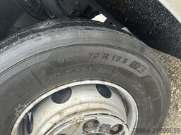 DAF LF 260 KOFFER+LBW