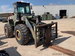 Dresser International M 10 A loader 1983