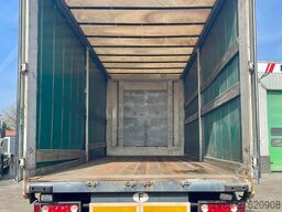 Leciñena air susrpansion,  double axels