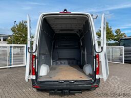 MERCEDES-BENZ Sprinter 316 CDI L2H2/ AC/ Navi/ Cam/ AHK 3.5t