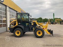 Komatsu WA80M-8E0