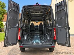 Mercedes-Benz Sprinter 319 CDI 4x4 Allrad 9-G Automatik L4H2