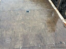 Krone Plattform 7,45m mit Steckrungen mittig