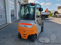 STILL RX60-30L/600 - Triplex: 4,6m / nur 1.245h / SS