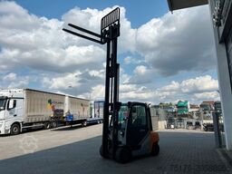 STILL RX70-35 / Triplex: 4.60m / nur 2.911h! / SS