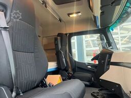 Mercedes-Benz Actros 2045 S 4x2 Tractor Head