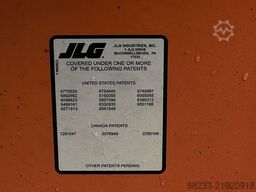 JLG 800AJ