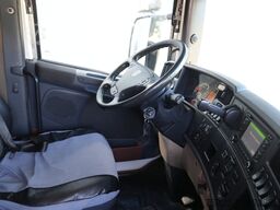 Scania R 450 tractor unit damaged front