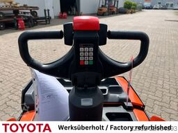 Toyota LPE 250 / Akku überh.!