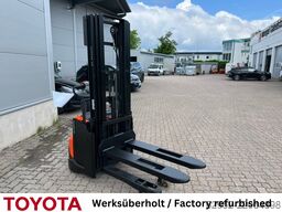 Toyota SWE 120 L /Akku neu!